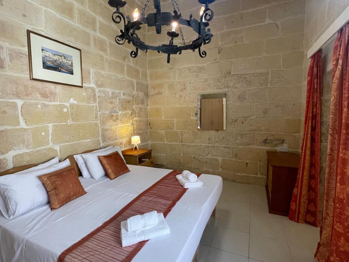Penelope Townhouse Hotel Ghajn il-Kbira  Exterior foto