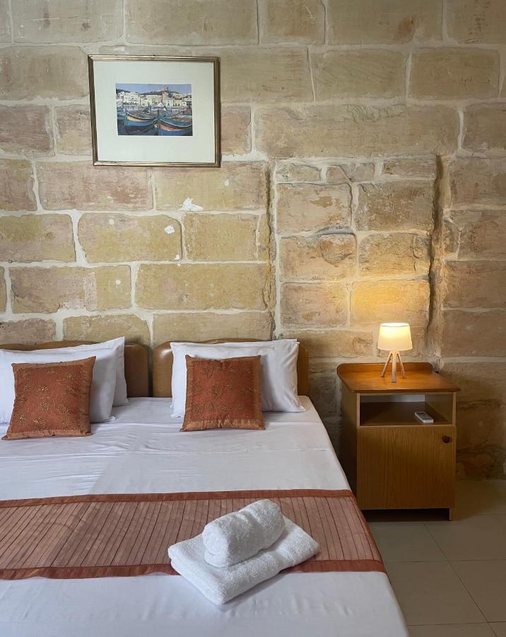 Penelope Townhouse Hotel Ghajn il-Kbira  Exterior foto